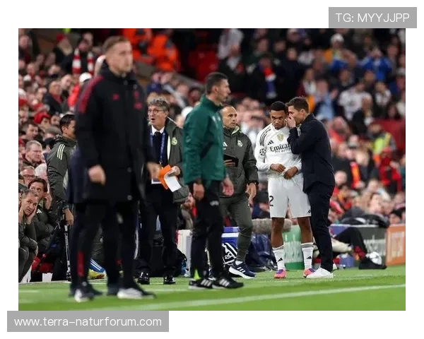 皇马防线频频崩盘，战术漏洞与人员失控谁是主因？