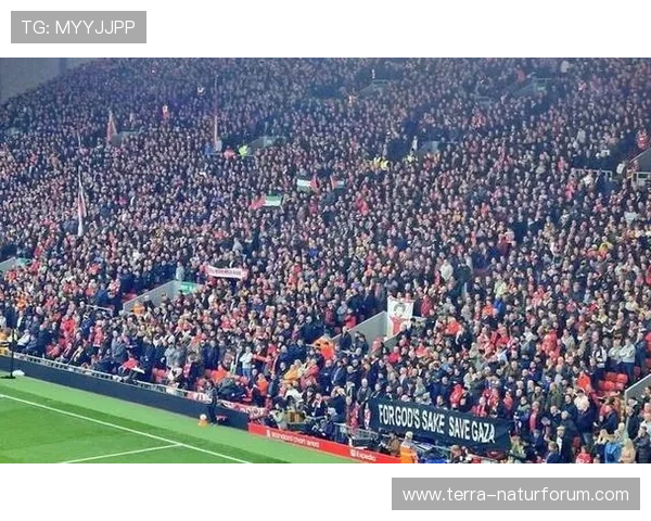 曼联争四形势变化:当前阶段竞争趋紧,对赛季走势形成制约