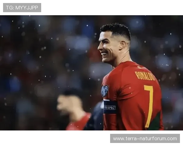 C罗是否该离开欧洲?五大联赛格局与转型窗口分析 C罗是否该离开欧洲?五大联赛格局与转型窗口分析