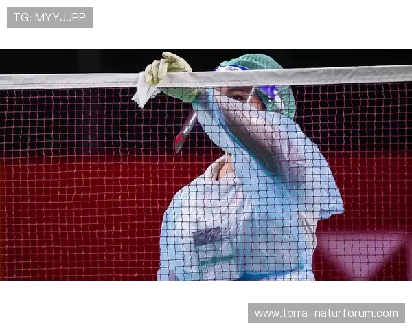 戴资颖训练完直接点外卖？这生活差距真像天和地！